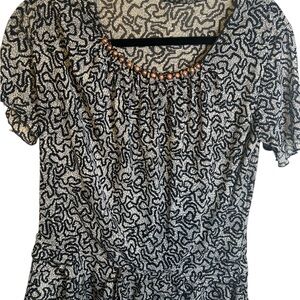 Gray & Black Puff Sleeve Ruffled Blouse